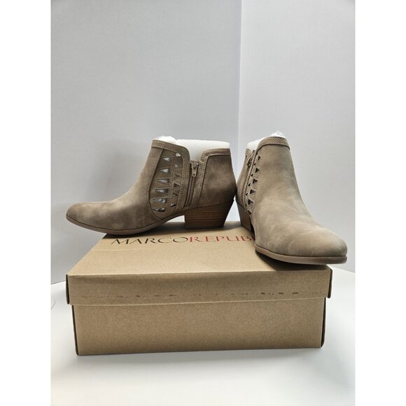 Camel low-rise stacked ankle bootie Women Size 10 Lasser Cut And Zip Up, Comfort - Picture 15 of 16